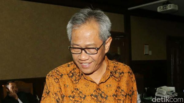 Dirut Bulog Bersaksi untuk Irman Gusman
