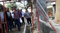 Djarot Tinjau Pembangunan RPTRA di Tebet