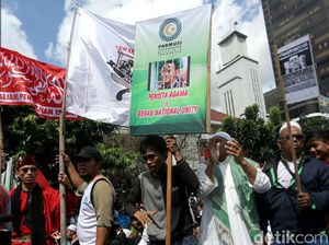 Massa Anti Ahok Ramaikan PN Jakarta Utara