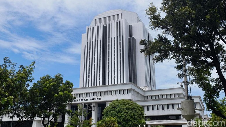 MA Tegaskan Kedubes Asing Harus Taati UU Ketenagakerjaan Indonesia MA Tegaskan Kedubes Asing Harus Taati UU Ketenagakerjaan Indonesia