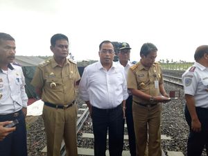Menhub Pastikan Proyek Kereta Trans Sulawesi Tetap Berlanjut
