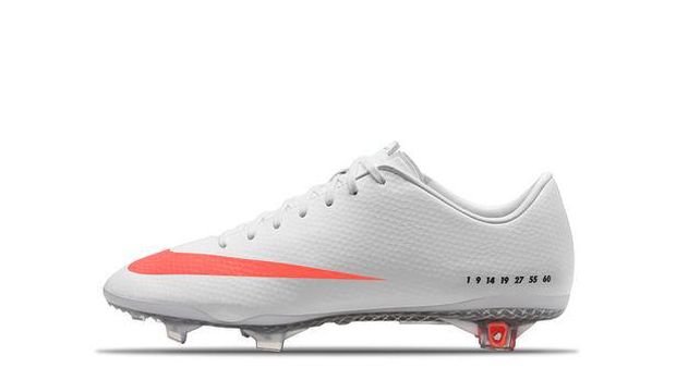Sepatu Ronaldo saat bikin 60 gol setahun
