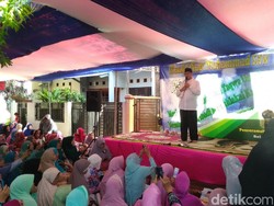 Kampanye di Tangerang, Cagub Wahidin: Kalau Tidak Pilih Saya Tega Banget Ibu