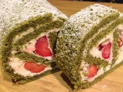 Menu Natal: Nuansa Hijau dalam Sajian Salad Pasta hingga Bolu Gulung