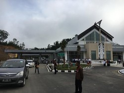 Jokowi: Kata Menteri PU, PLBN Entikong 5 Kali Lebih Baik dari Malaysia