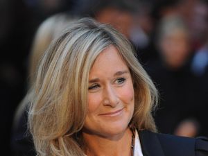 Jaket Puluhan Juta Bos Apple Mencuri Perhatian