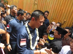 Begini Rencana Agus Yudhoyono Atasi Sungai Kotor di Jakarta