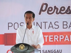 Sulap Pos Batas Entikong Jadi Keren, Jokowi: Sekarang Jadi Tempat Orang Foto