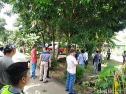 3 Terduga Teroris Tewas, 3 Ambulans Berjaga di Lokasi Bom Tangsel