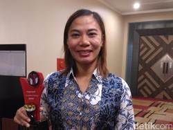 Sri Hartati Juara Dunia Angkat Berat