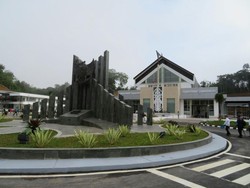 Diresmikan Hari Ini, PLBN Entikong Bakal Dibangun Pasar Hingga Mess Pegawai