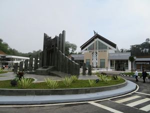 Diresmikan Hari Ini, PLBN Entikong Bakal Dibangun Pasar Hingga Mess Pegawai Diresmikan Hari Ini, PLBN Entikong Bakal Dibangun Pasar Hingga Mess Pegawai
