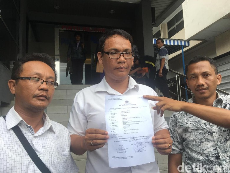 Polisikan Dwi Estiningsih karena Pahlawan Kafir, Pelapor: Dia Kader PKS Polisikan Dwi Estiningsih karena Pahlawan Kafir, Pelapor: Dia Kader PKS