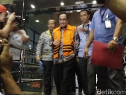 KPK Tahan Eks Dirjen Dukcapil Terkait Kasus Korupsi e-KTP