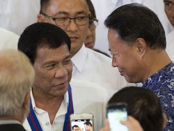 Presiden Duterte Ditawari China Peralatan Militer Gratis Rp188 Miliar