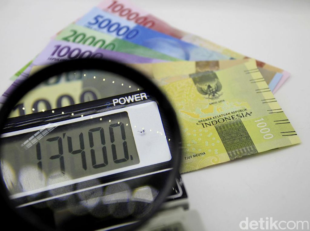 Langgar Aturan, Dua Multifinance Dibekukan Langgar Aturan, Dua Multifinance Dibekukan