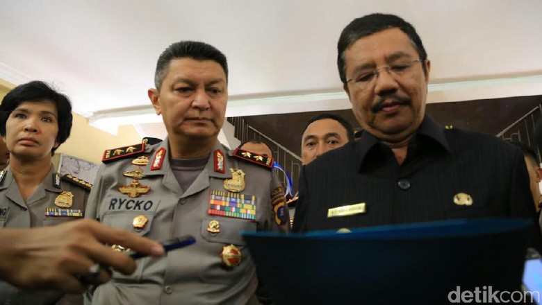 Selain Kadis Pendidikan Tapanuli Utara, Petugas Juga Tangkap 2 Kepala Sekolah