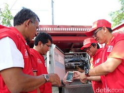 Mengantisipasi Lonjakan Telepon Jelang Pergantian Tahun