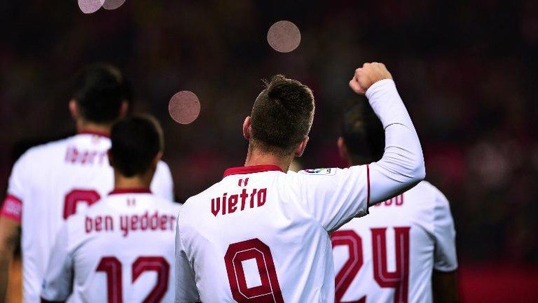 Pesta Gol, Sevilla Mulus ke 16 Besar