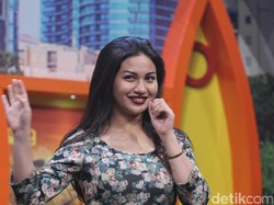 Ariel Tatum Tertawa Soal ke Klub Malam Bersama Al dan Ciuman dengan Rio Dewanto