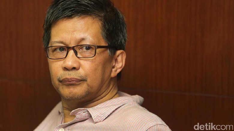 Rocky Gerung Siap Klarifikasi 'Kitab Suci Fiksi' ke Polisi