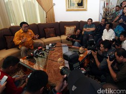 Menyoal Anggota DPD yang Bergabung ke Partai Hanura