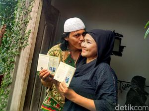 Cerita Ria Irawan Usir Suami dari Kasur, Hingga Resep Cegah Guna-guna Cerita Ria Irawan Usir Suami dari Kasur, Hingga Resep Cegah Guna-guna