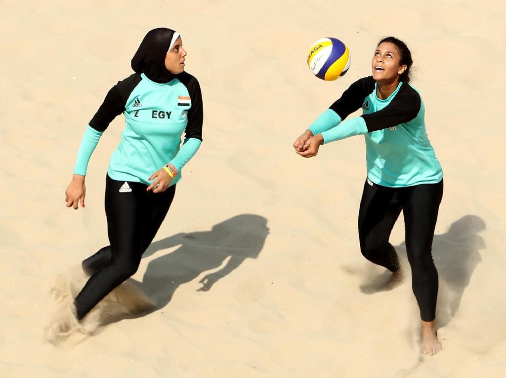 7 Atlet Berhijab yang Mengalihkan Perhatian Dunia di Tahun 2016 7 Atlet Berhijab yang Mengalihkan Perhatian Dunia di Tahun 2016