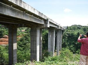 Jembatan Cisomang Bergeser 53 Cm, Pengemudi Diminta Hati-hati