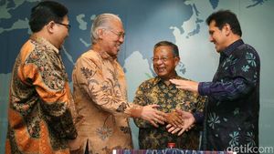 Menko Darmin dan Mendag Luncurkan Izin Online