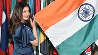 10 Artis Bollywood Paling Cantik