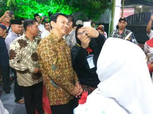 Tiga Cagub DKI Hadir di Haul ke-7 Gus Dur di Ciganjur Tiga Cagub DKI Hadir di Haul ke-7 Gus Dur di Ciganjur