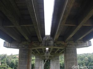 Dilarang Melintas Jembatan Cisomang, Truk Jakarta-Bandung Pakai Jalur Alternatif