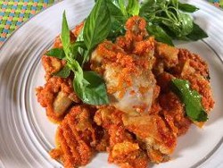 Menu Natal: Ayam Rica-Rica dan Klappertaart untuk Suguhan Istimewa
