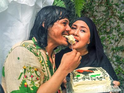 Ria Irawan Meninggal Dunia, Ini Kisah Cintanya dengan Mayky Wongkar