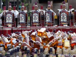 NTT akan Luncurkan Miras Sopiah, Kadar Alkohol 45 Persen