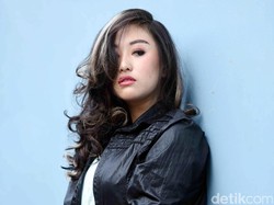 Kathy Indera Anggap Tak Penting Upload Foto saat Ciuman