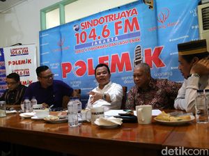 Diskusi Membahas Serbuan Tenaga Kerja Asing