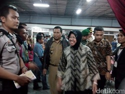 Wali Kota Risma Pastikan Misa Natal di Surabaya Aman