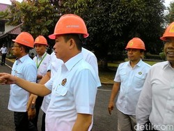 Begini Cara Jonan Bikin Listrik di Sumsel dan Kalimantan Jadi Murah