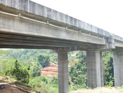 Bus Bisa Lewati Jembatan Cisomang, Jasa Marga: Berat Max 15 Ton