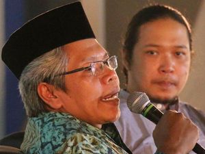 Mengenal Profil Sabrang Mowo, Putra Cak Nun yang juga Sebagai Vokalis Letto Mengenal Profil Sabrang Mowo, Putra Cak Nun yang juga Sebagai Vokalis Letto