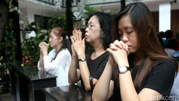Misa Malam Natal di Gereja Katedral