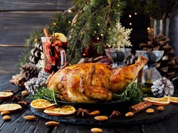 Tips Agar Tidak Kembung Saat Banyak Makan di Hari Natal