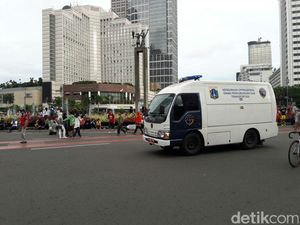 Petugas Dishub Keliling Kawasan Thamrin-Bundaran HI Umumkan Tak Ada CFD
