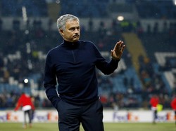 Halo, Ini untuk Wartawan TalkSport, Saat Preskon Mourinho Diganggu Telepon
