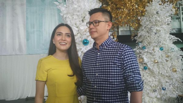 7 Potret Artis Indonesia yang Gelar Pernikahan Mewah dan Berakhir Cerai