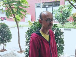 Keluarga Terduga Teroris Tangsel Sambangi RS Polri