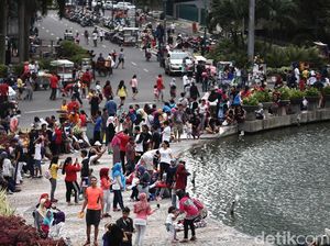 Tak Ada CFD, Warga Jakarta Tetap Berolahraga di Kawasan Thamrin