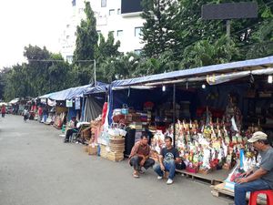 Penjualan Parsel Natal dan Tahun Baru di Cikini Sepi Pengunjung